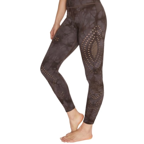 BETSEY JOHNSON PERFORMANCE Tie-Dye Cutout Leggings - Picture 3 of 5